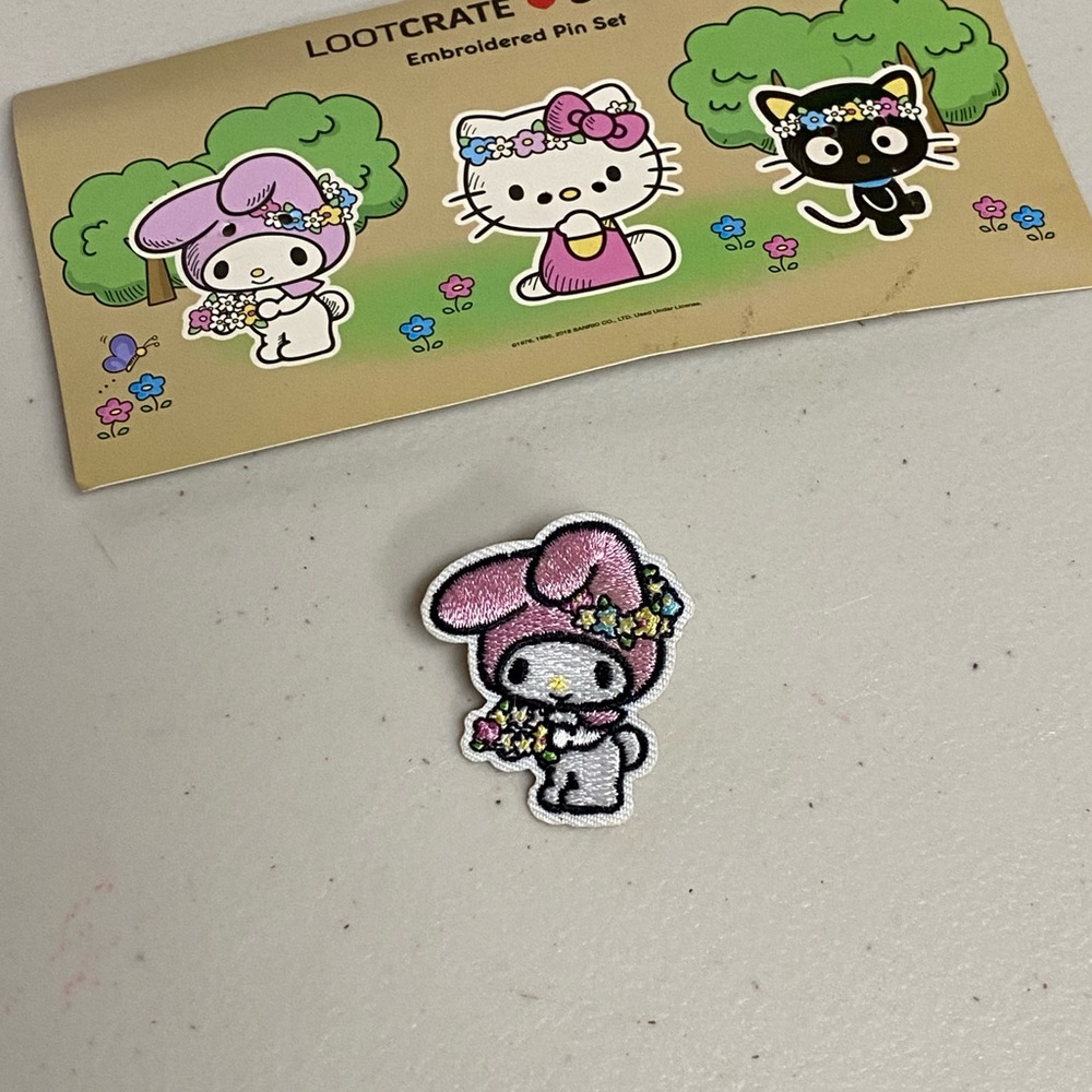 Hello Kitty My Melody Shape Embroidered Brooch Pin - Picture 2 of 7
